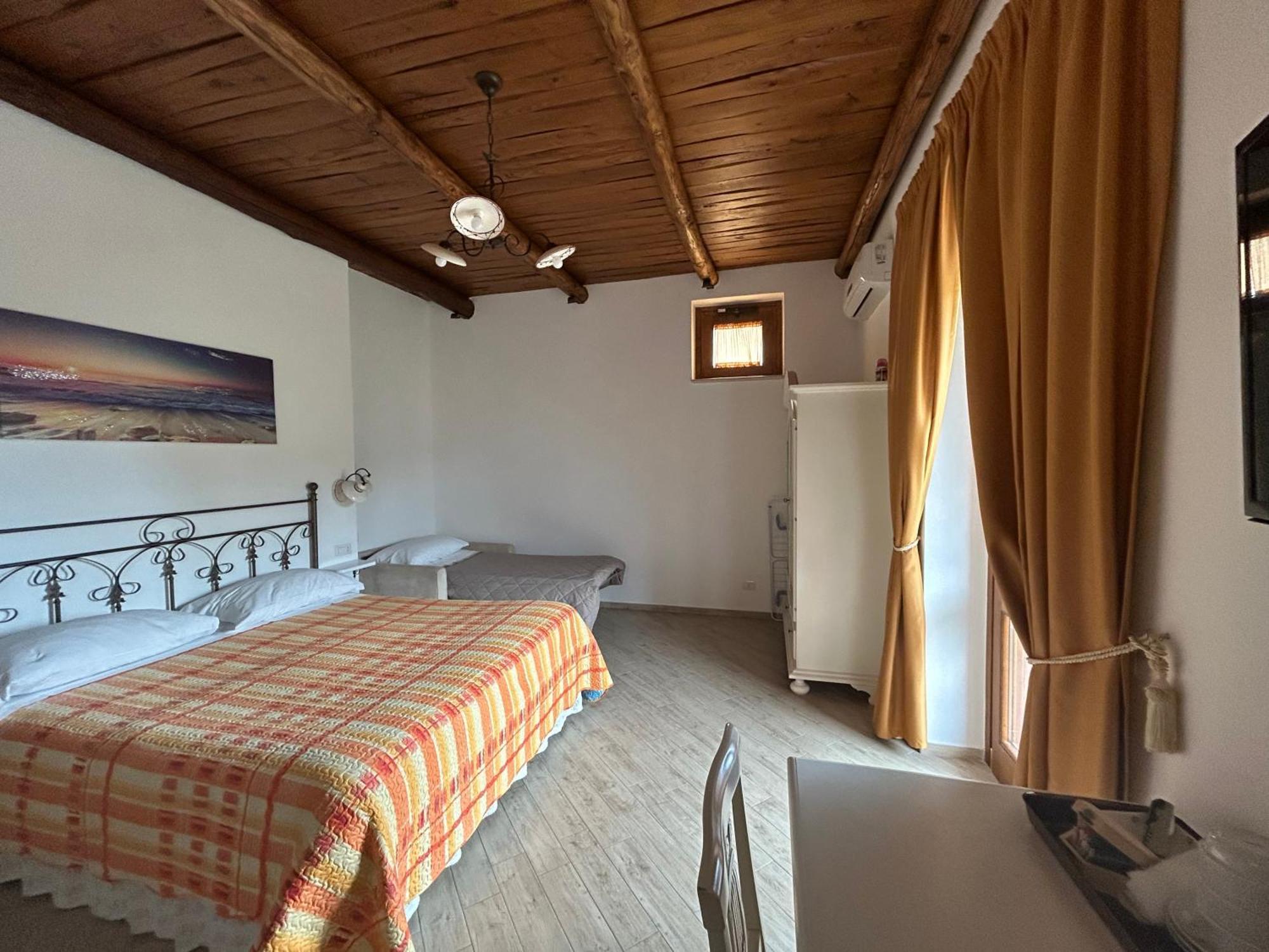 אג'רולה Agriturismo Orrido Di Pino מראה חיצוני תמונה